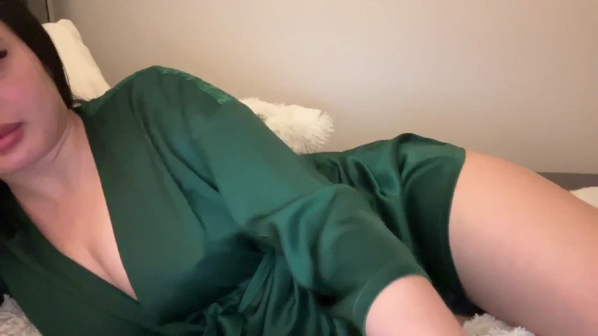 MsAkira video thumbnail
