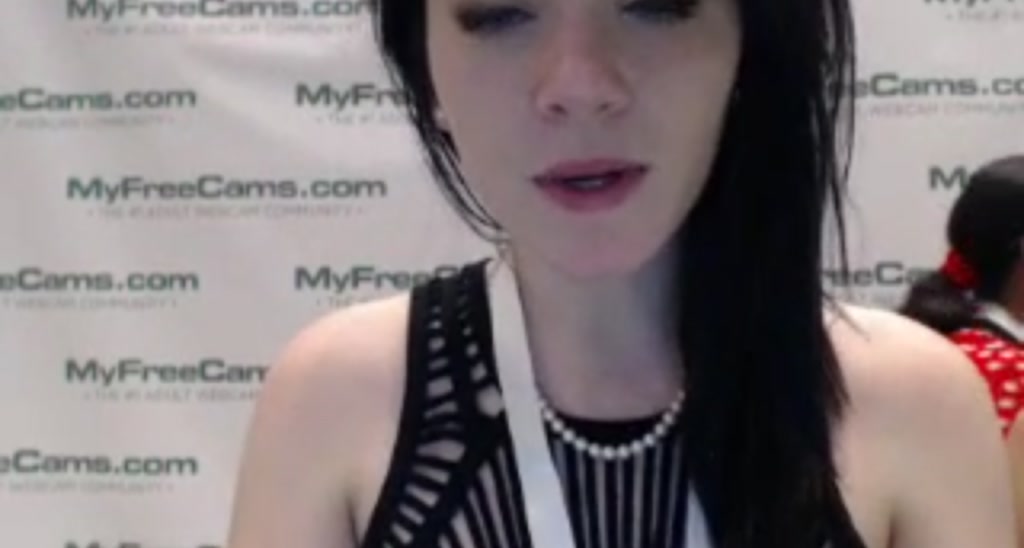 emilylynne video thumbnail