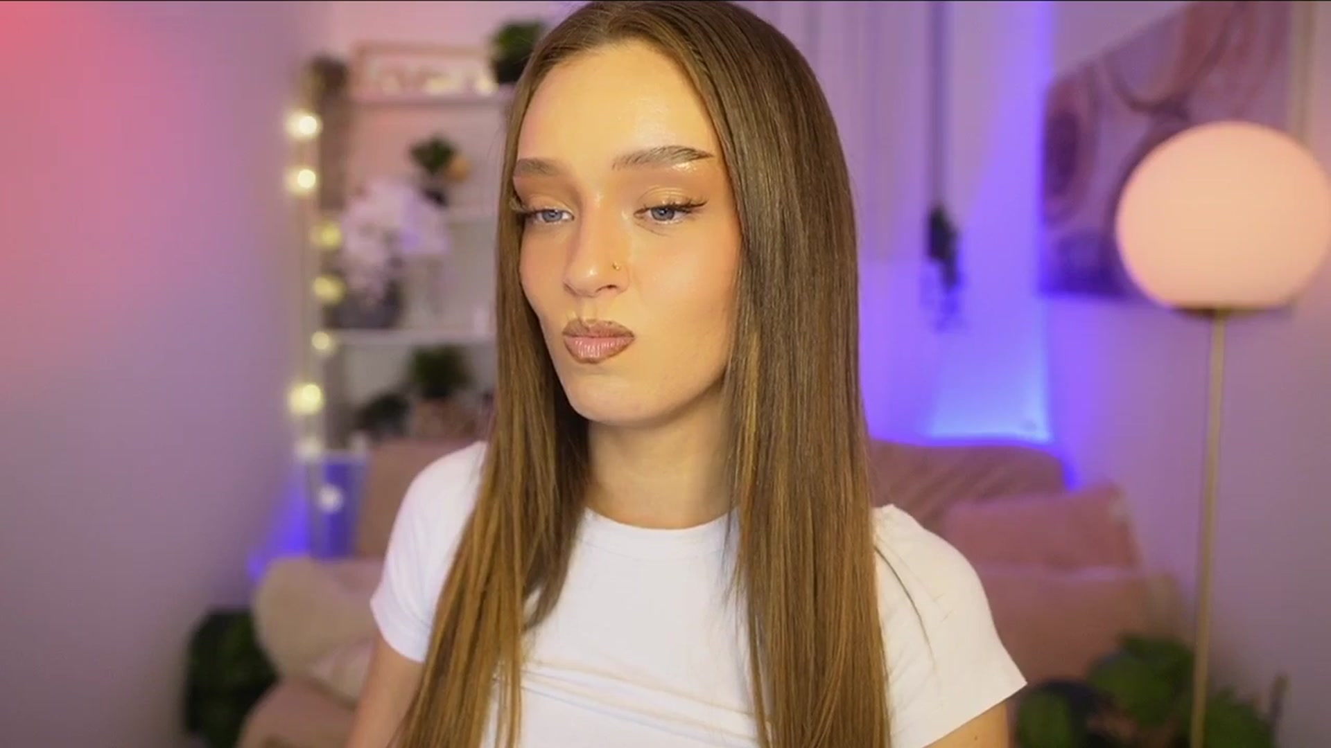 Clara_Mia video thumbnail