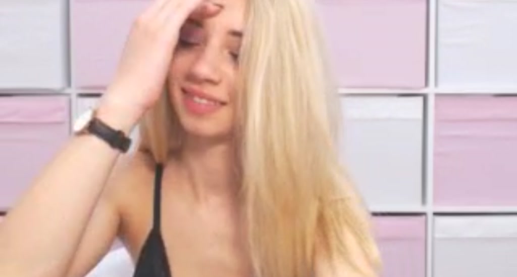 Brunetegirl_ video thumbnail