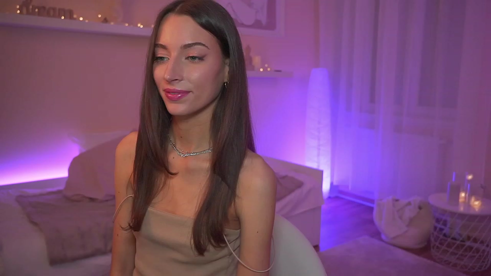 Emily_grey69 video thumbnail