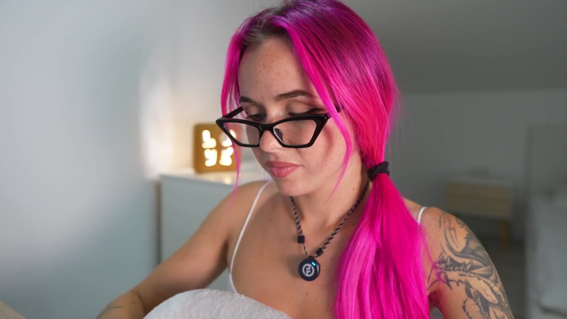 Sarah_Pink video thumbnail