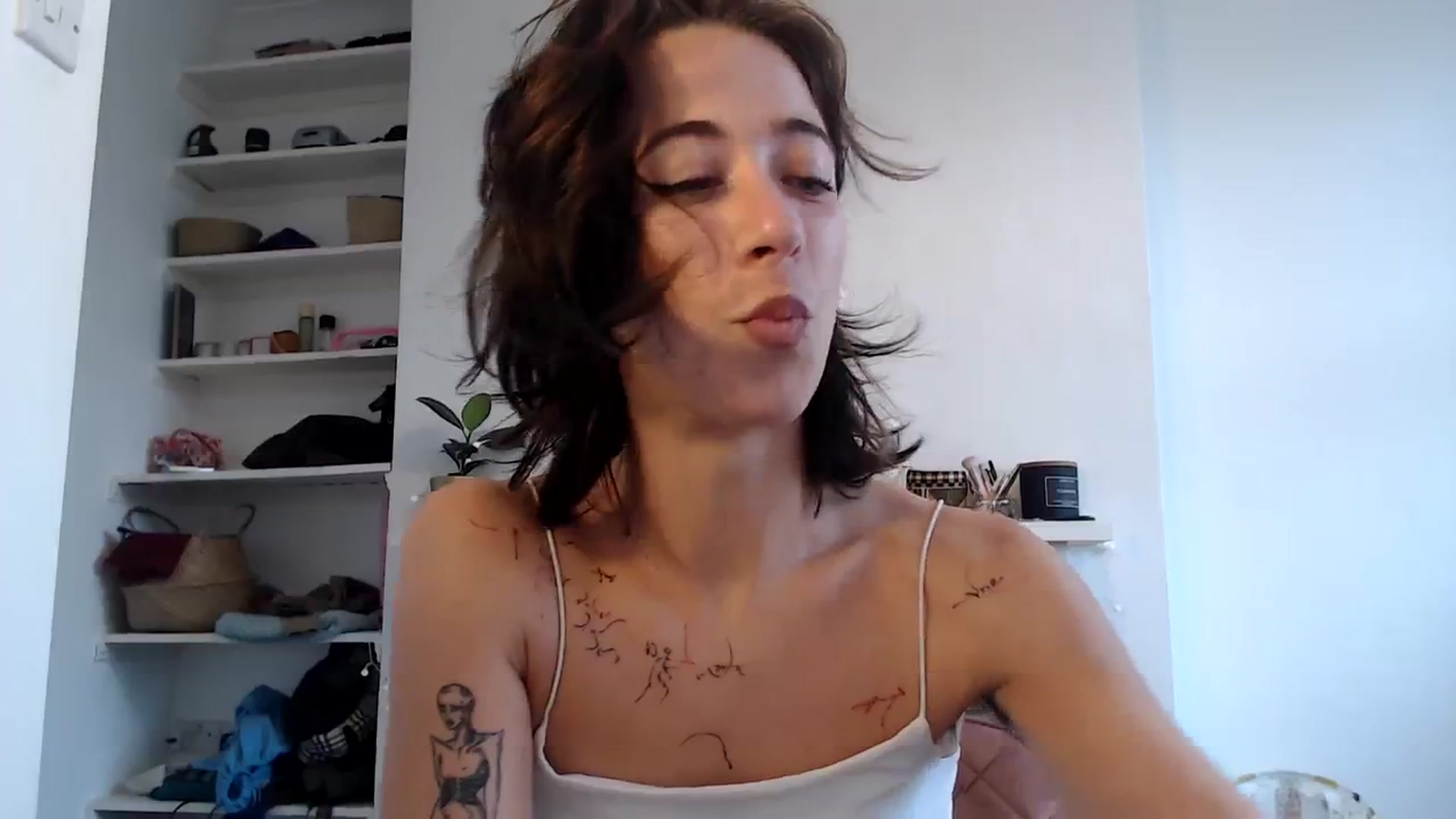 KlaraDelgado video thumbnail