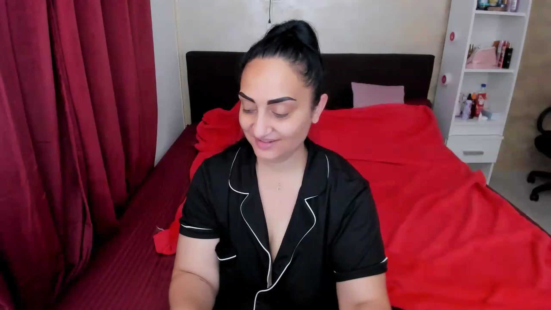 QueenDebb video thumbnail