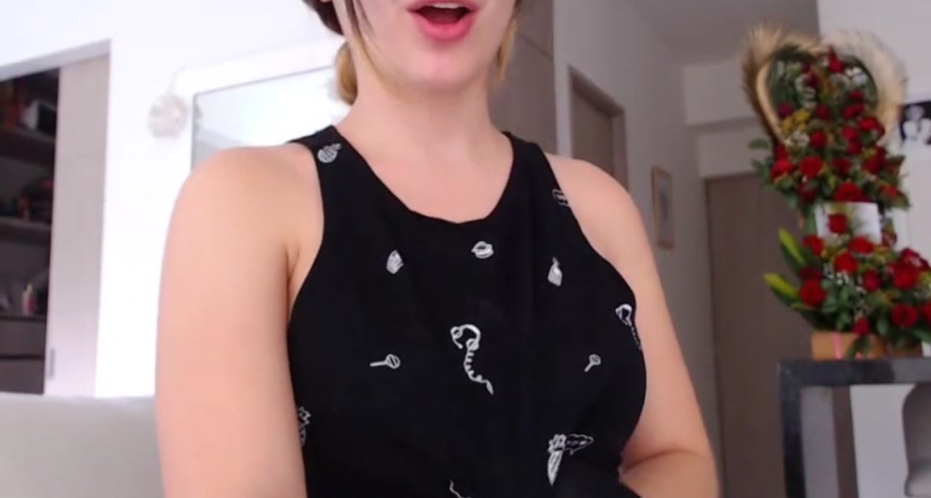 LauraVega video thumbnail