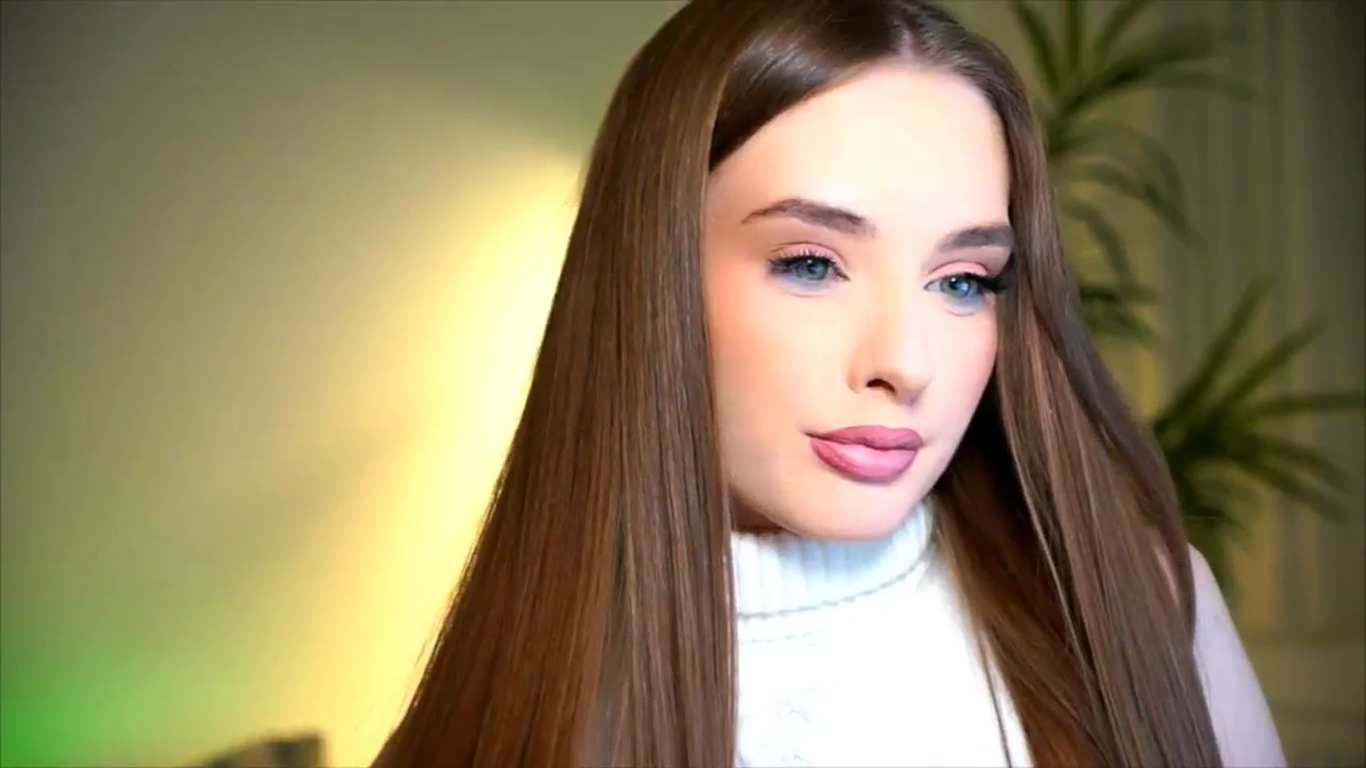 petitegonwild video thumbnail