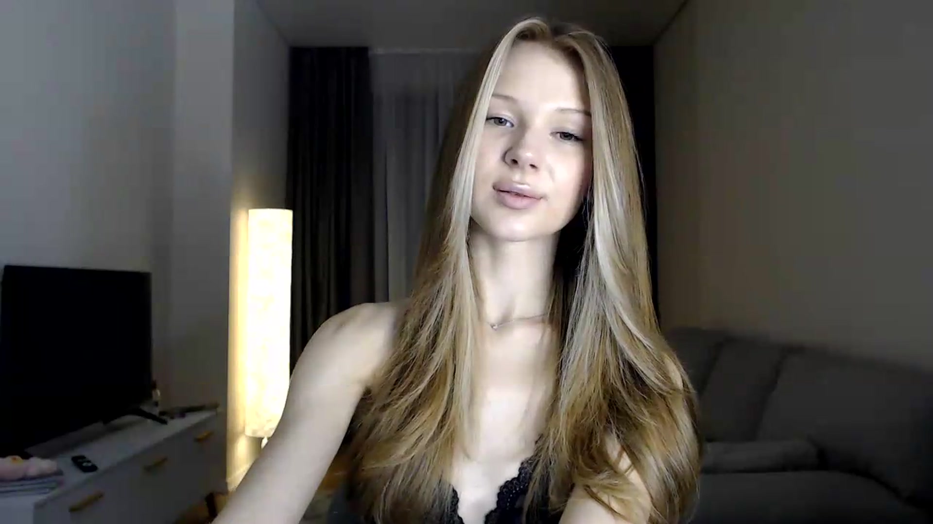 CuteBlonde video thumbnail