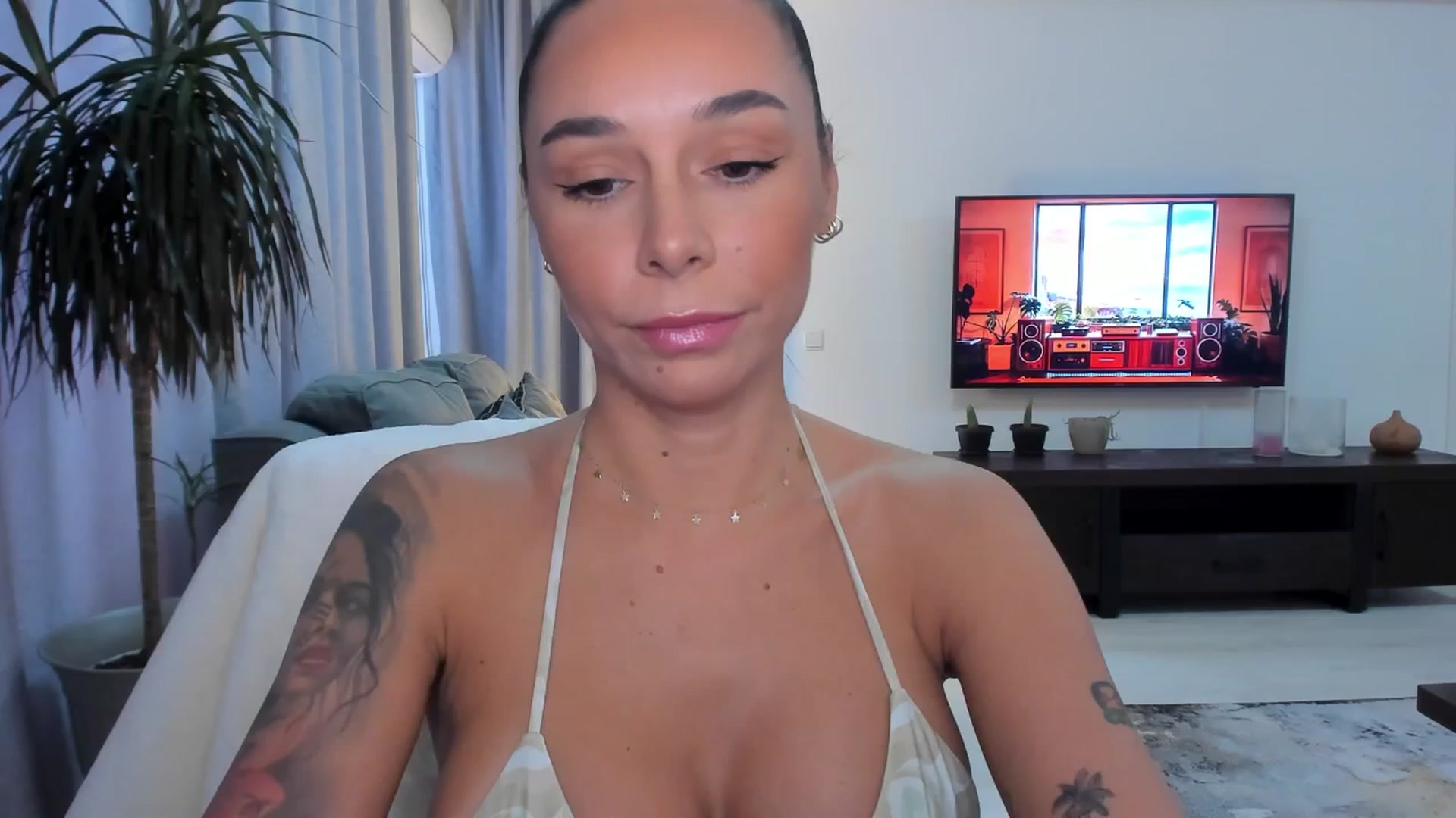 beatricebae video thumbnail