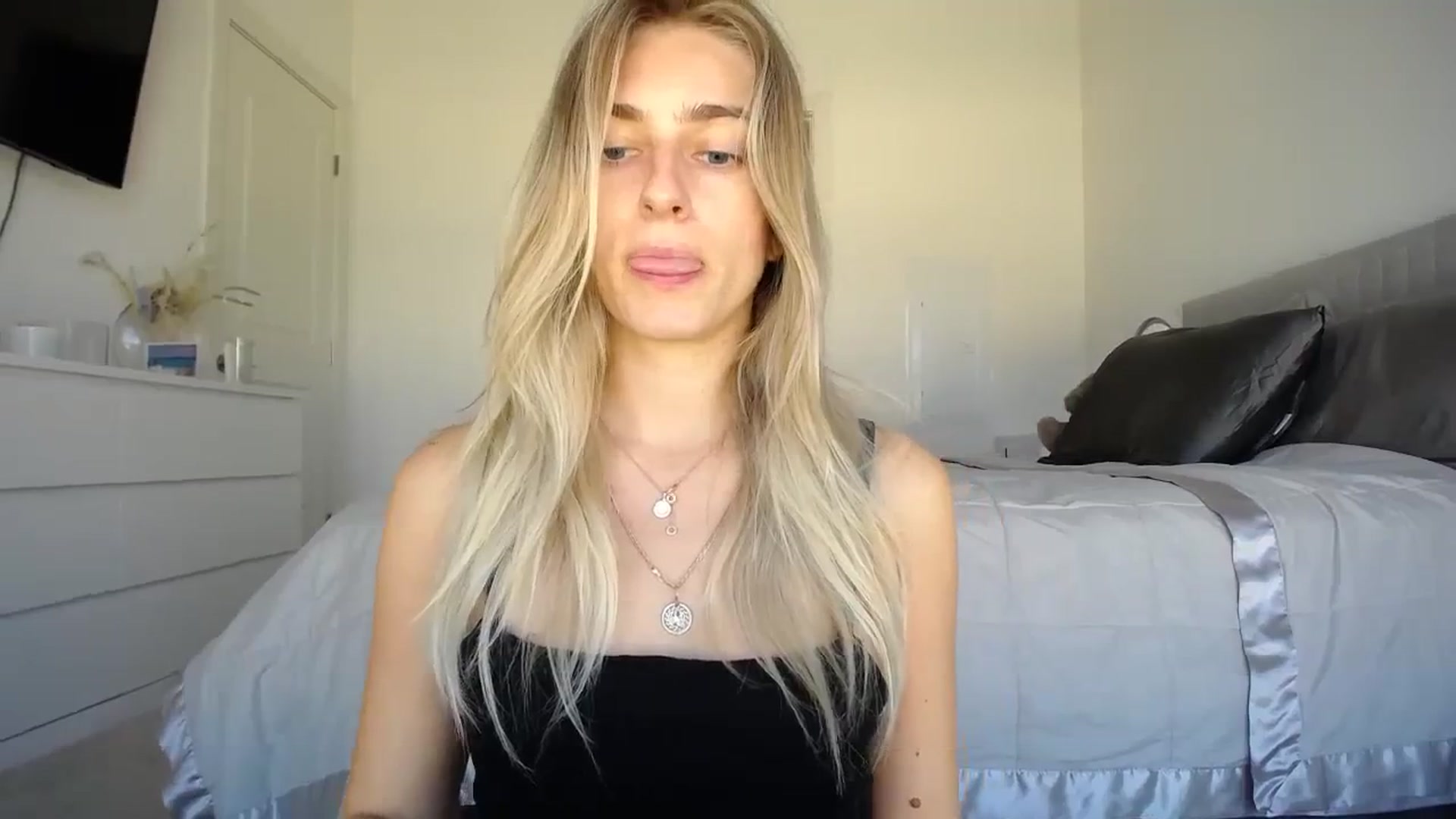 Vodka_Queen video thumbnail