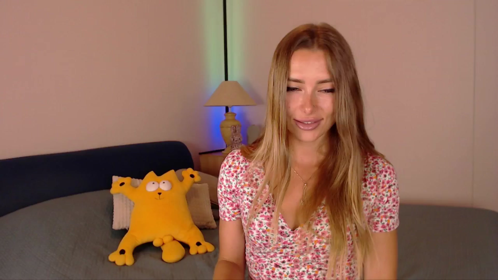 SimonsWife video thumbnail