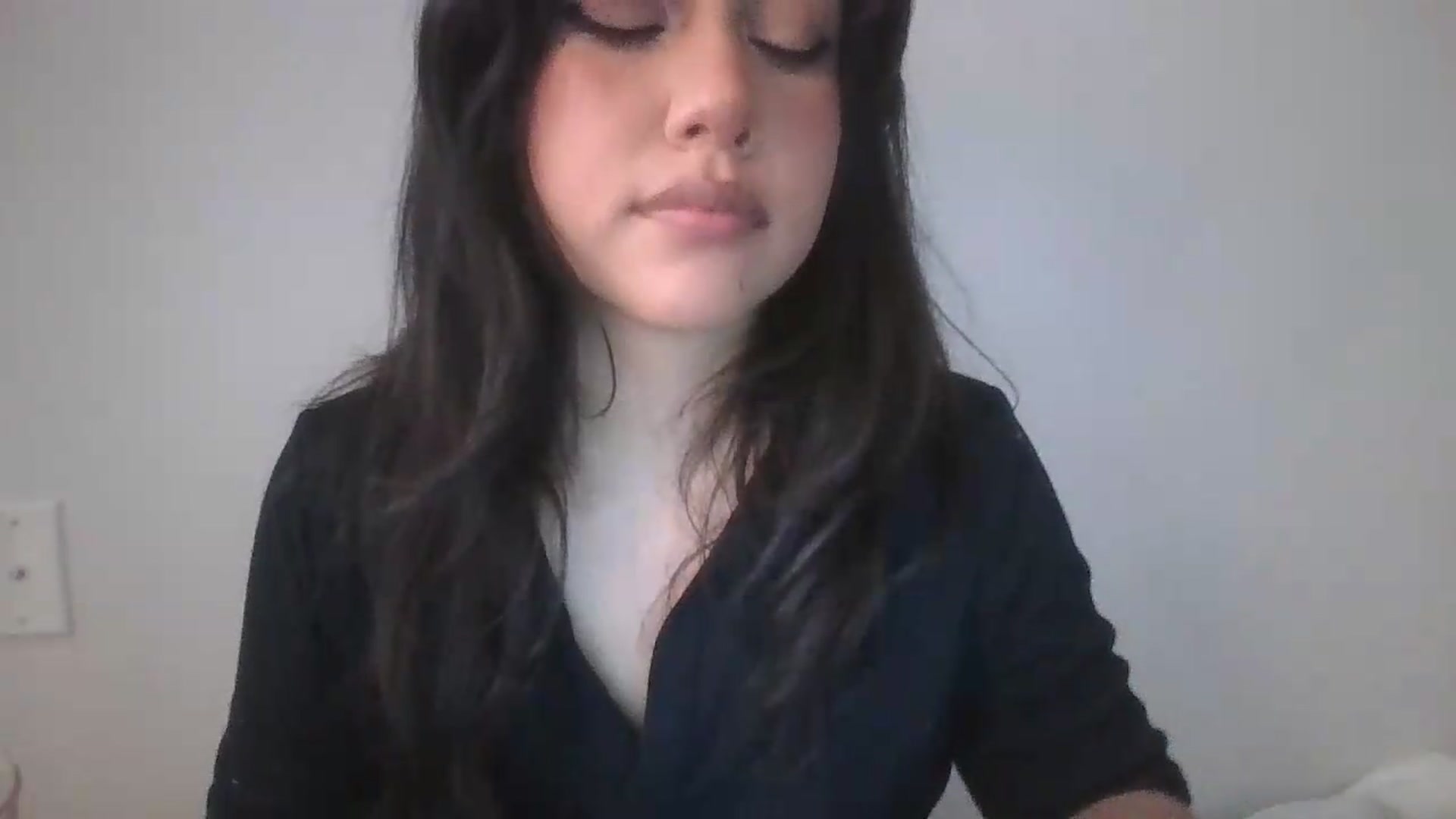 lilagomez video thumbnail