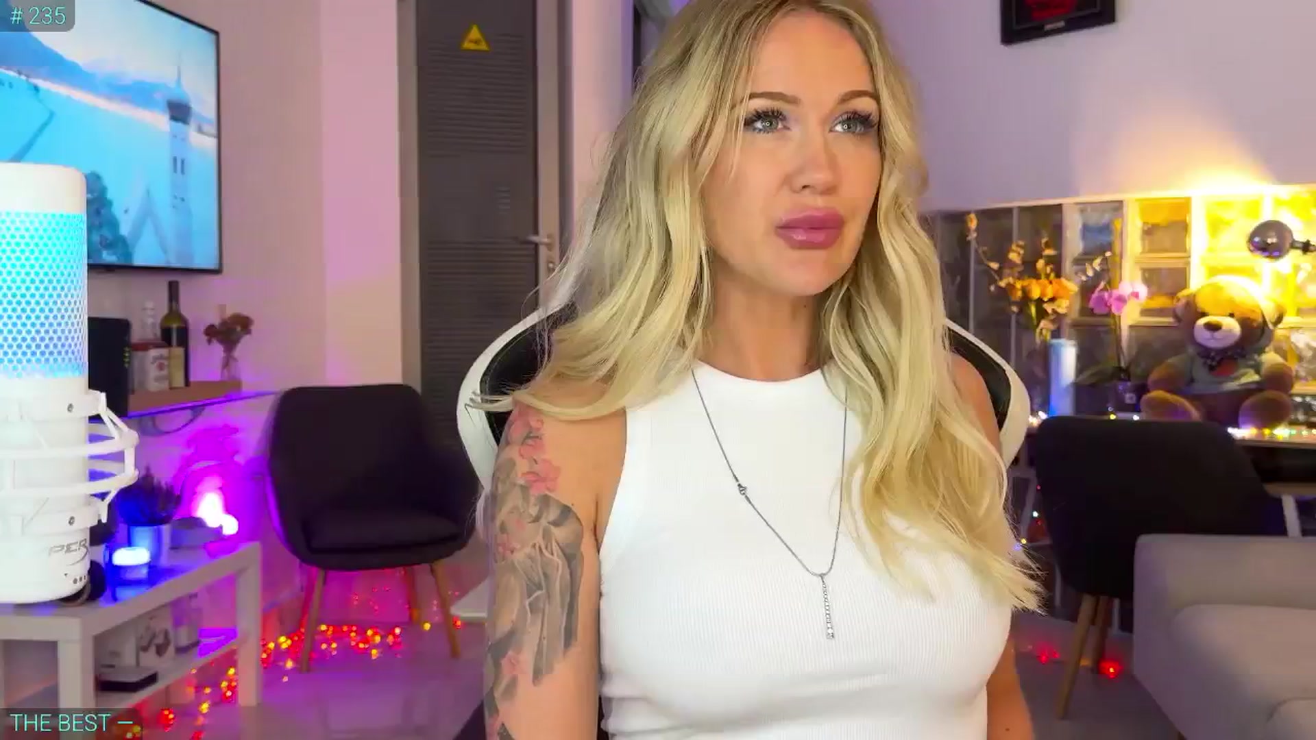 AlexiAngel video thumbnail