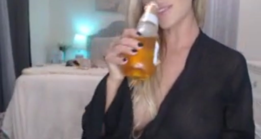 Queen_Bambi video thumbnail