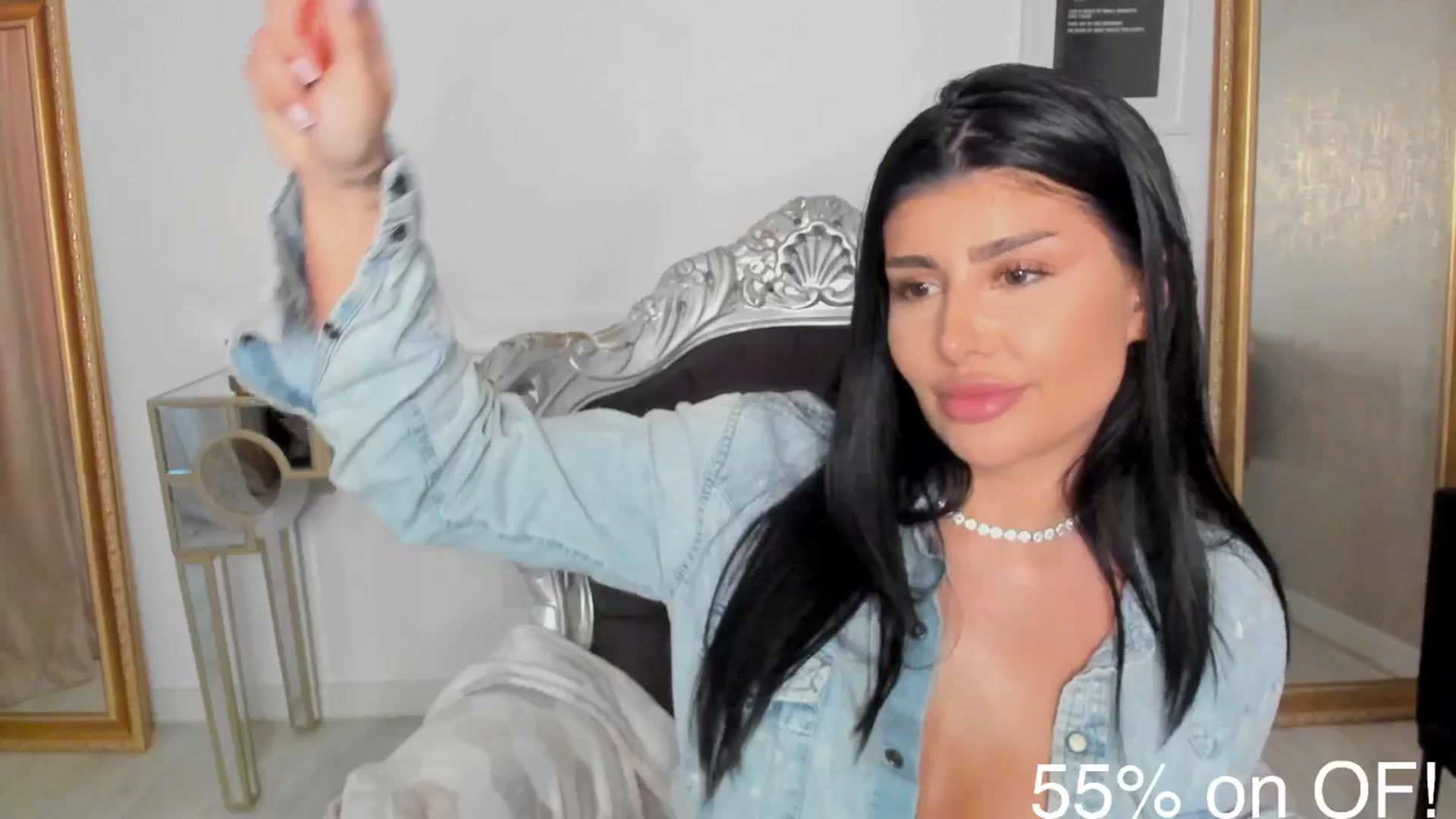 moniqueeale video thumbnail