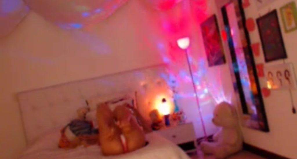 Lili_Jones video thumbnail