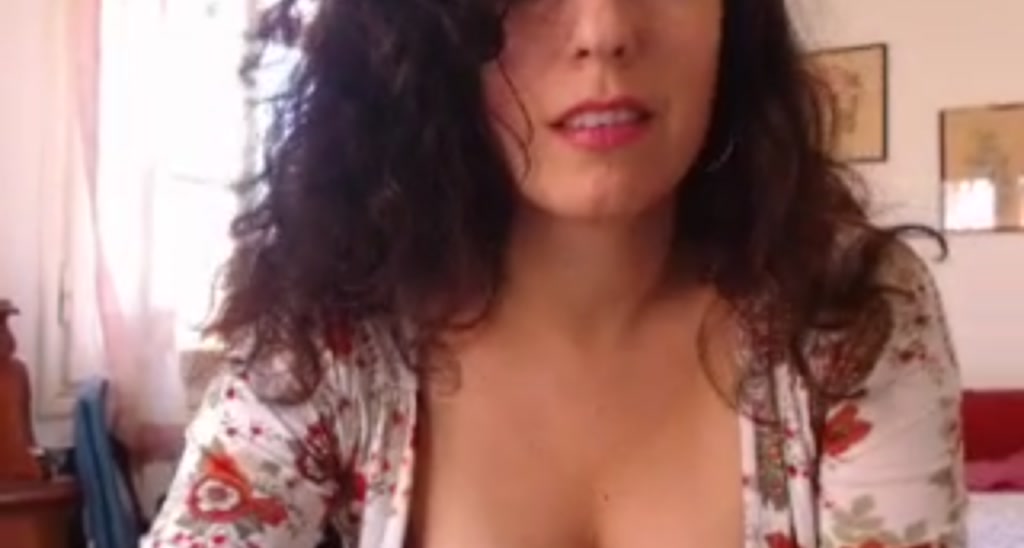EvaBelle video thumbnail