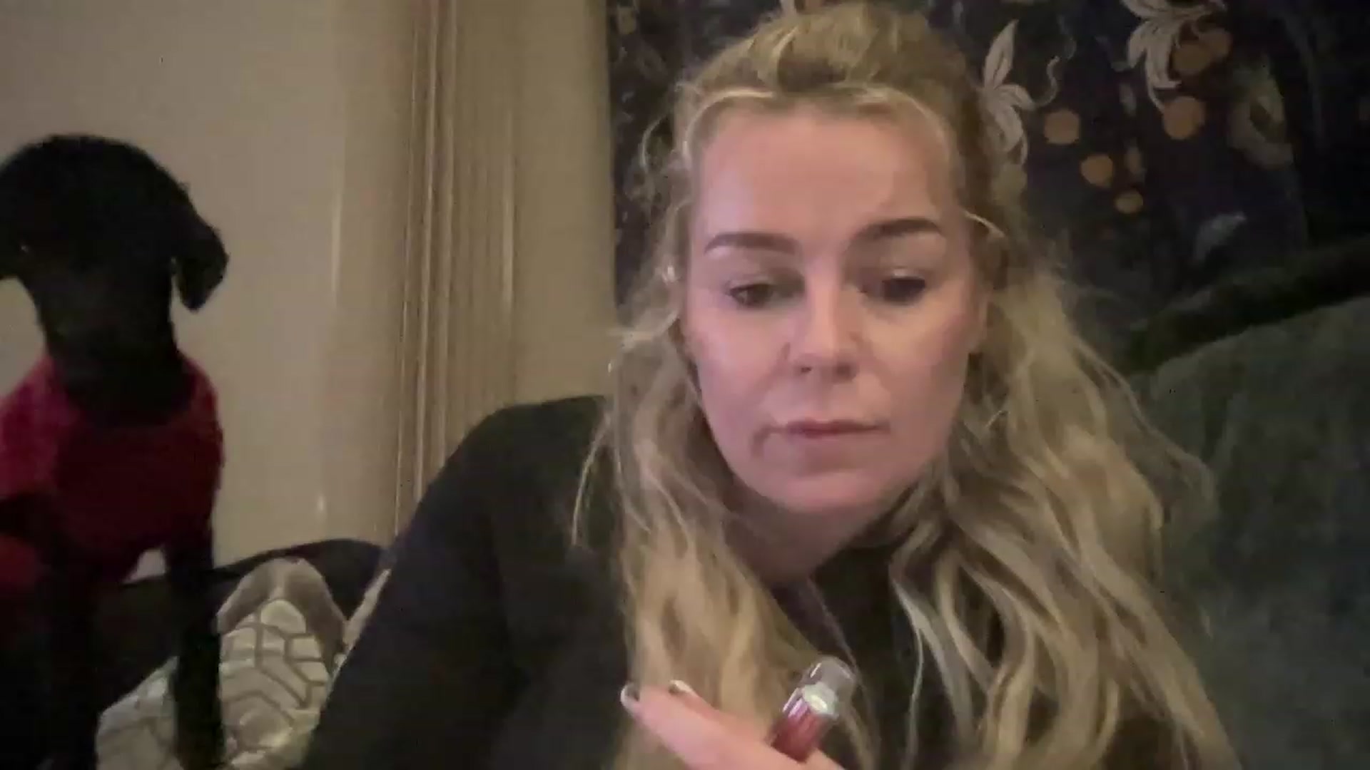 LaraLaughs video thumbnail