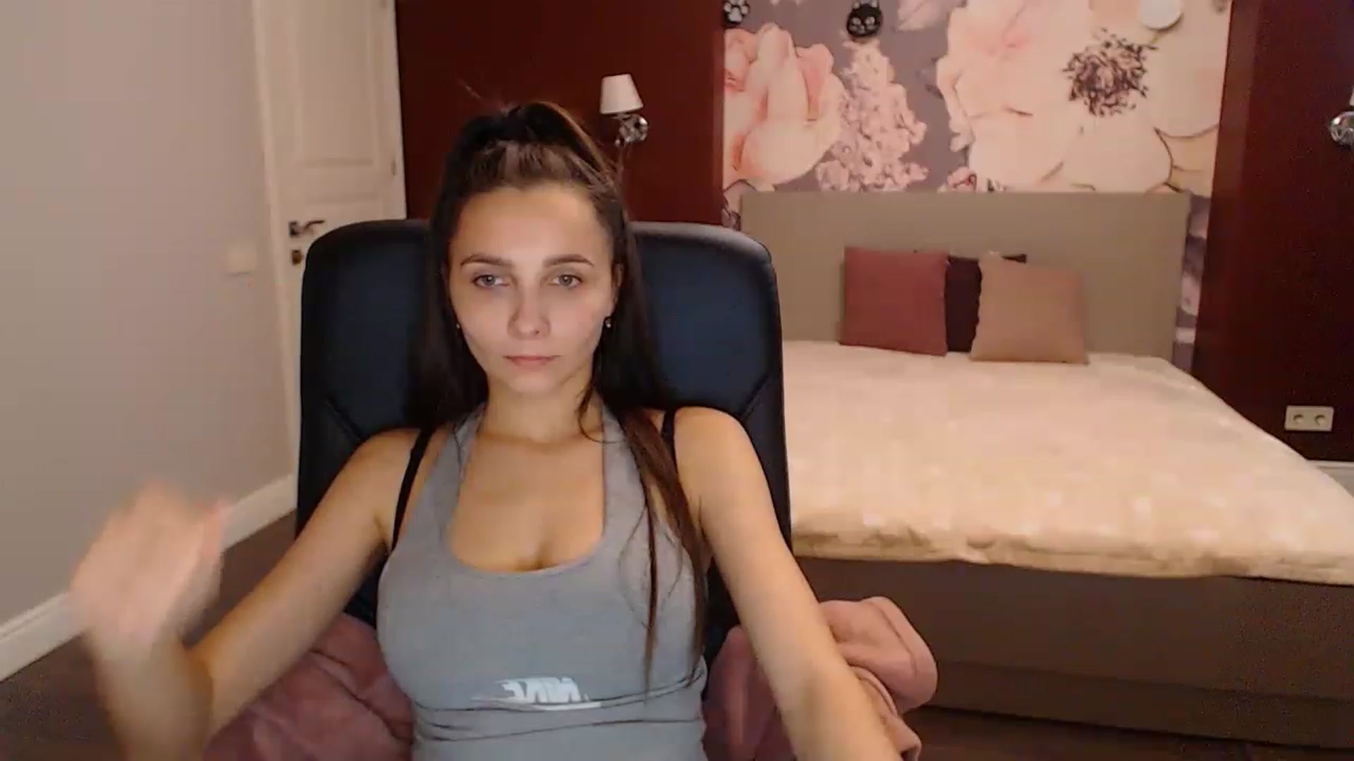 Karina_Mils video thumbnail