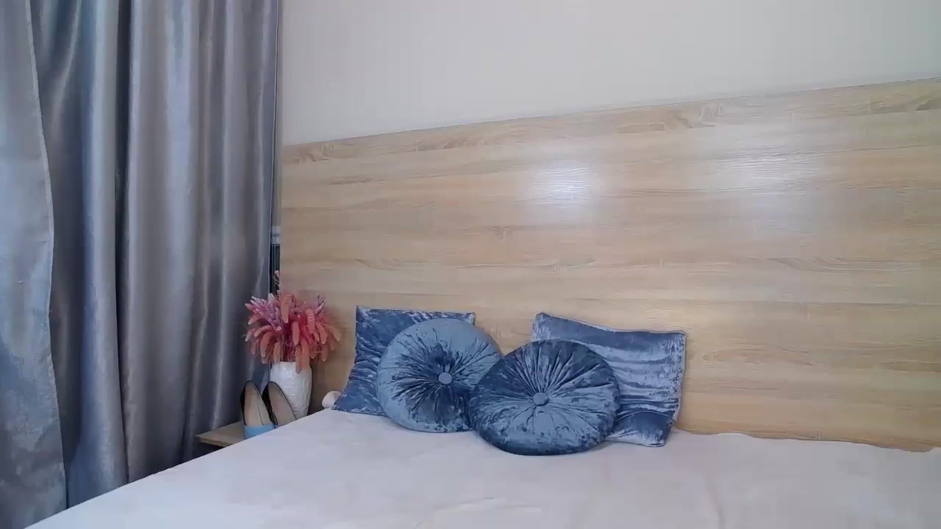 Floured video thumbnail