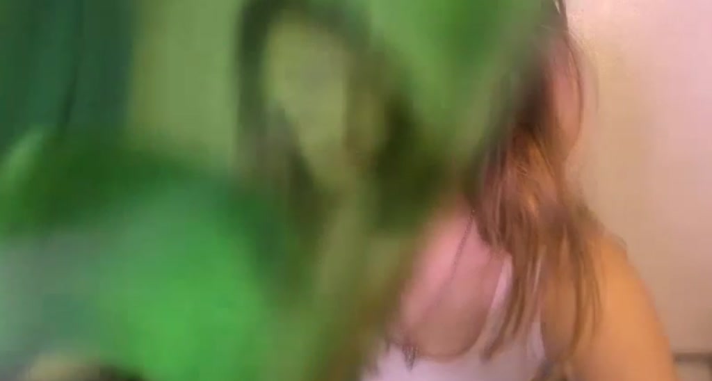NaomiDee video thumbnail