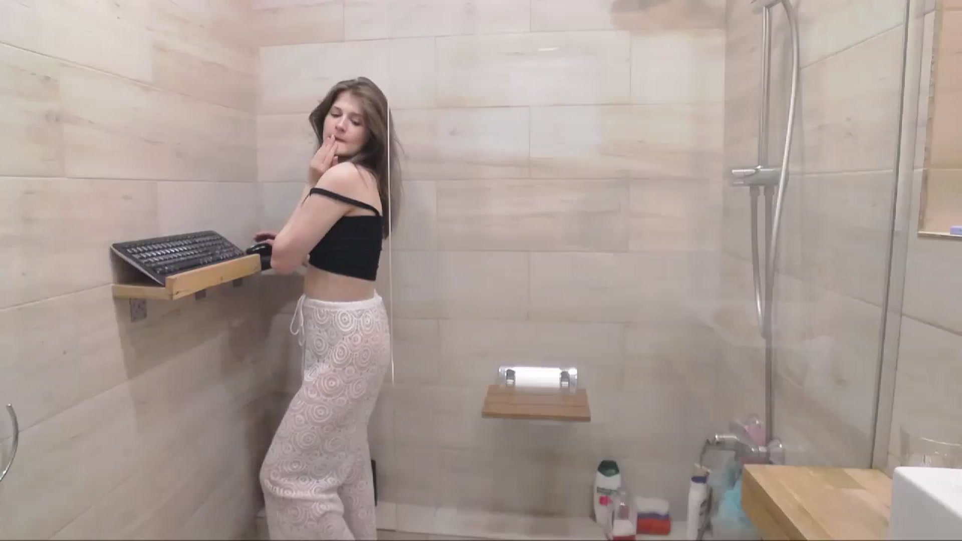 LeslieKat video thumbnail