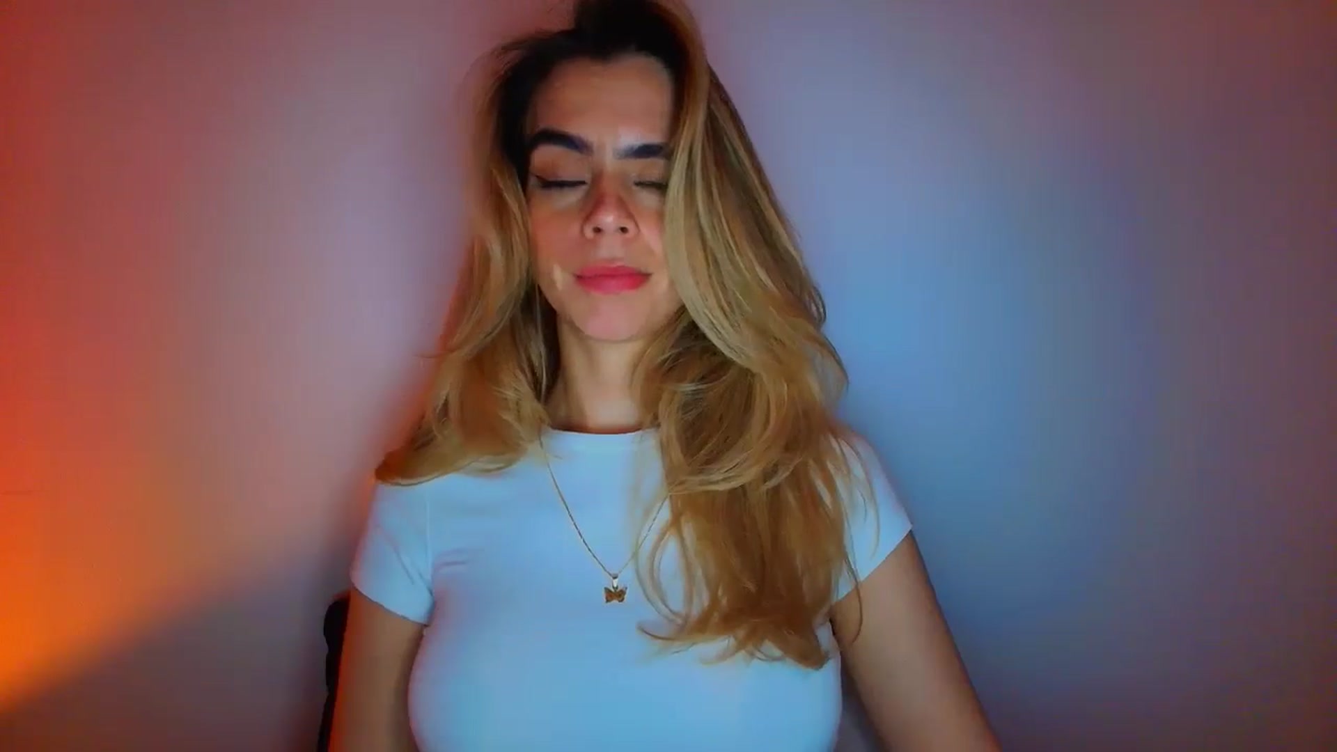 fresagirl video thumbnail