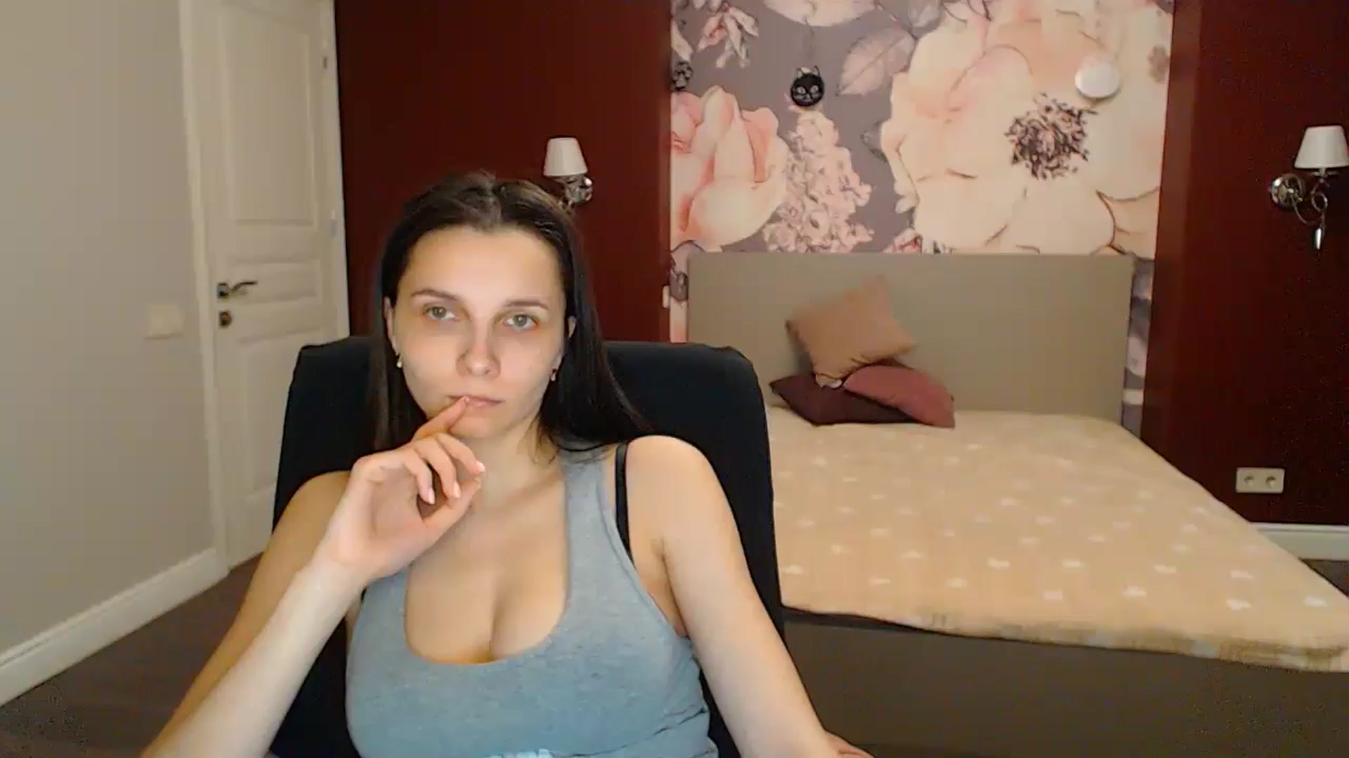 Karina_Mils video thumbnail