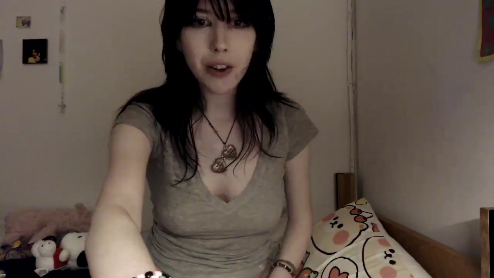 MaxieFoxglove video thumbnail