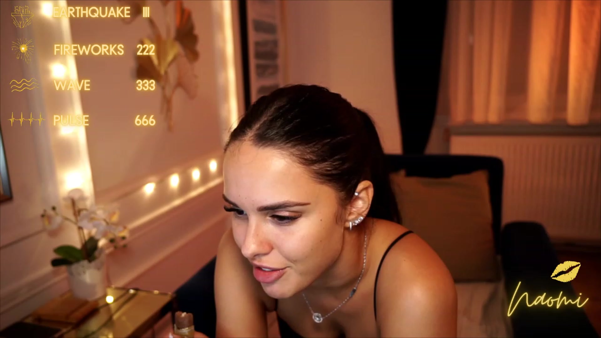 cinnabellee video thumbnail