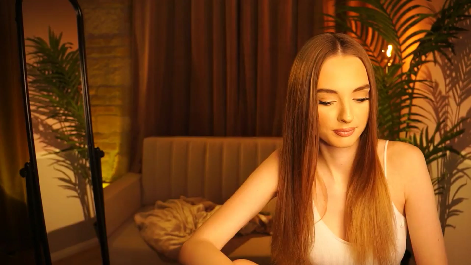 petitegonwild video thumbnail