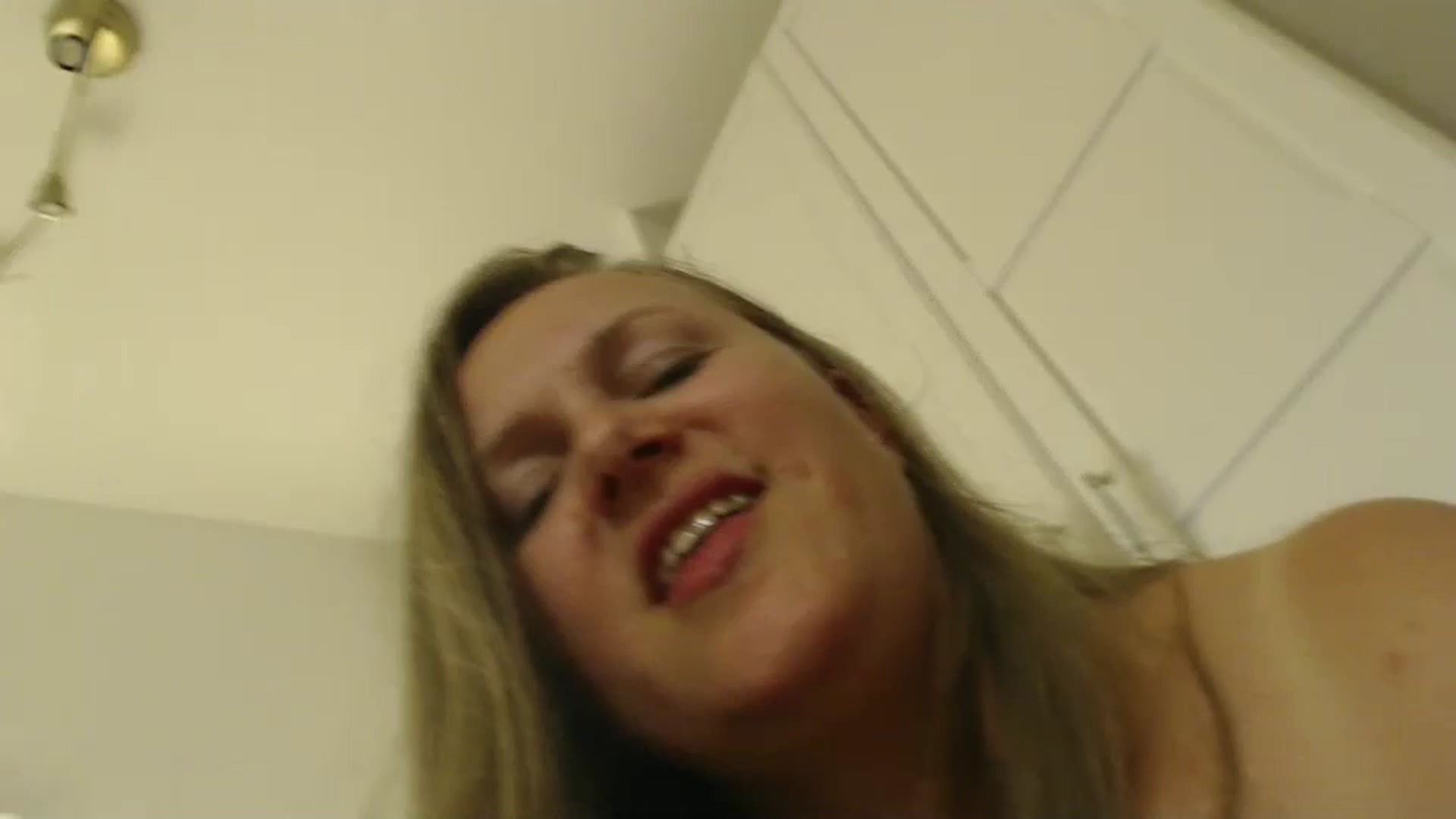 JustLily video thumbnail