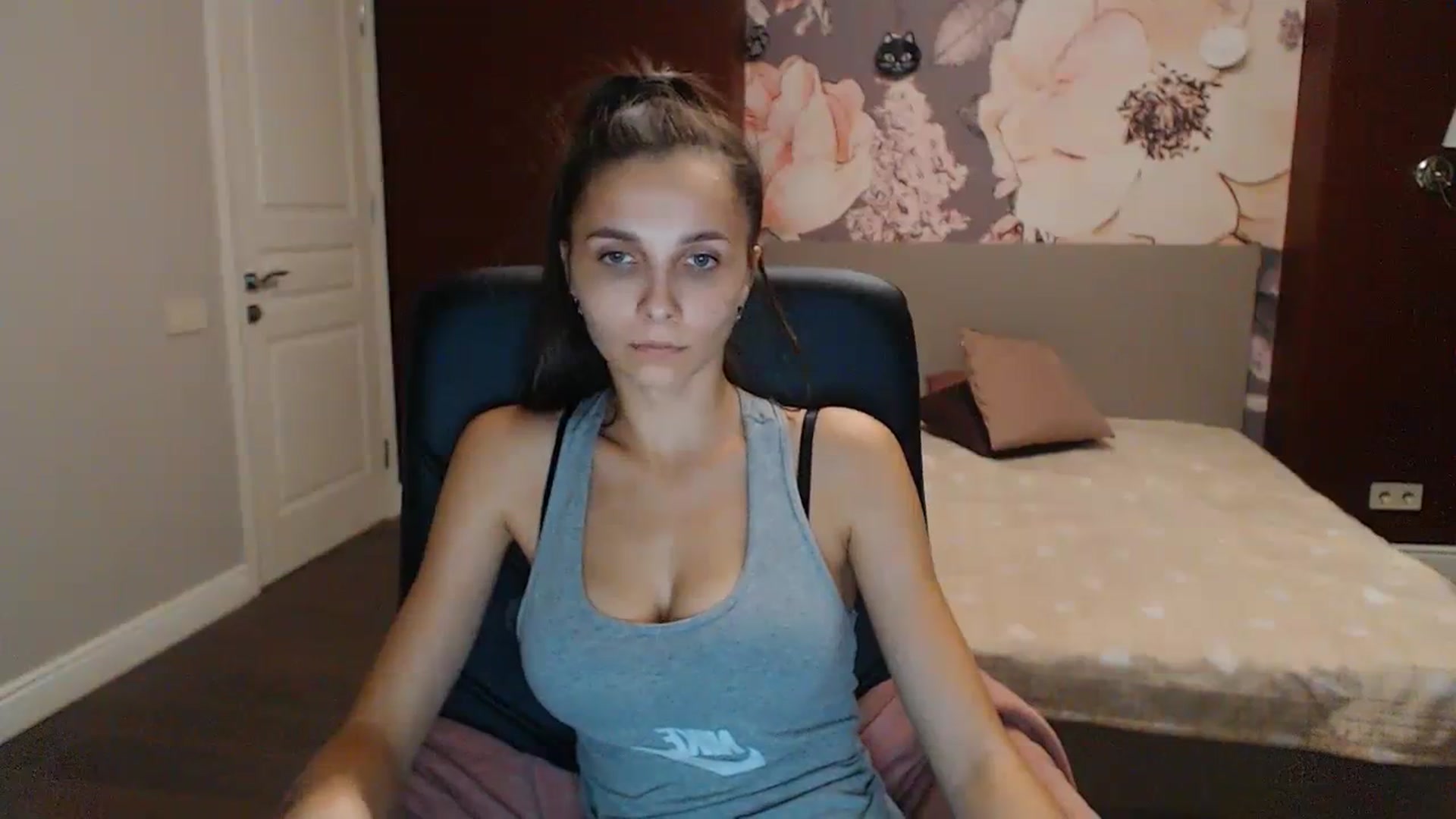 Karina_Mils video thumbnail