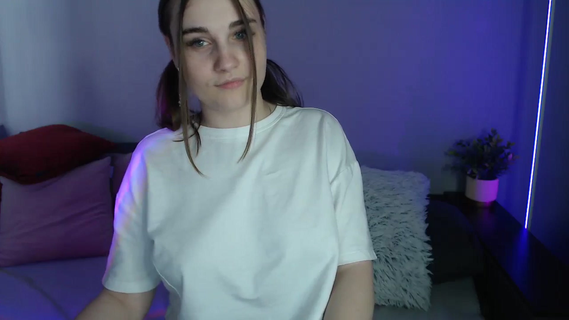 LaneyGrey video thumbnail