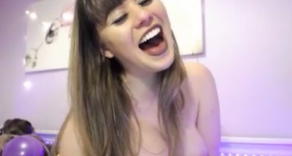 Brunette_Beth video thumbnail
