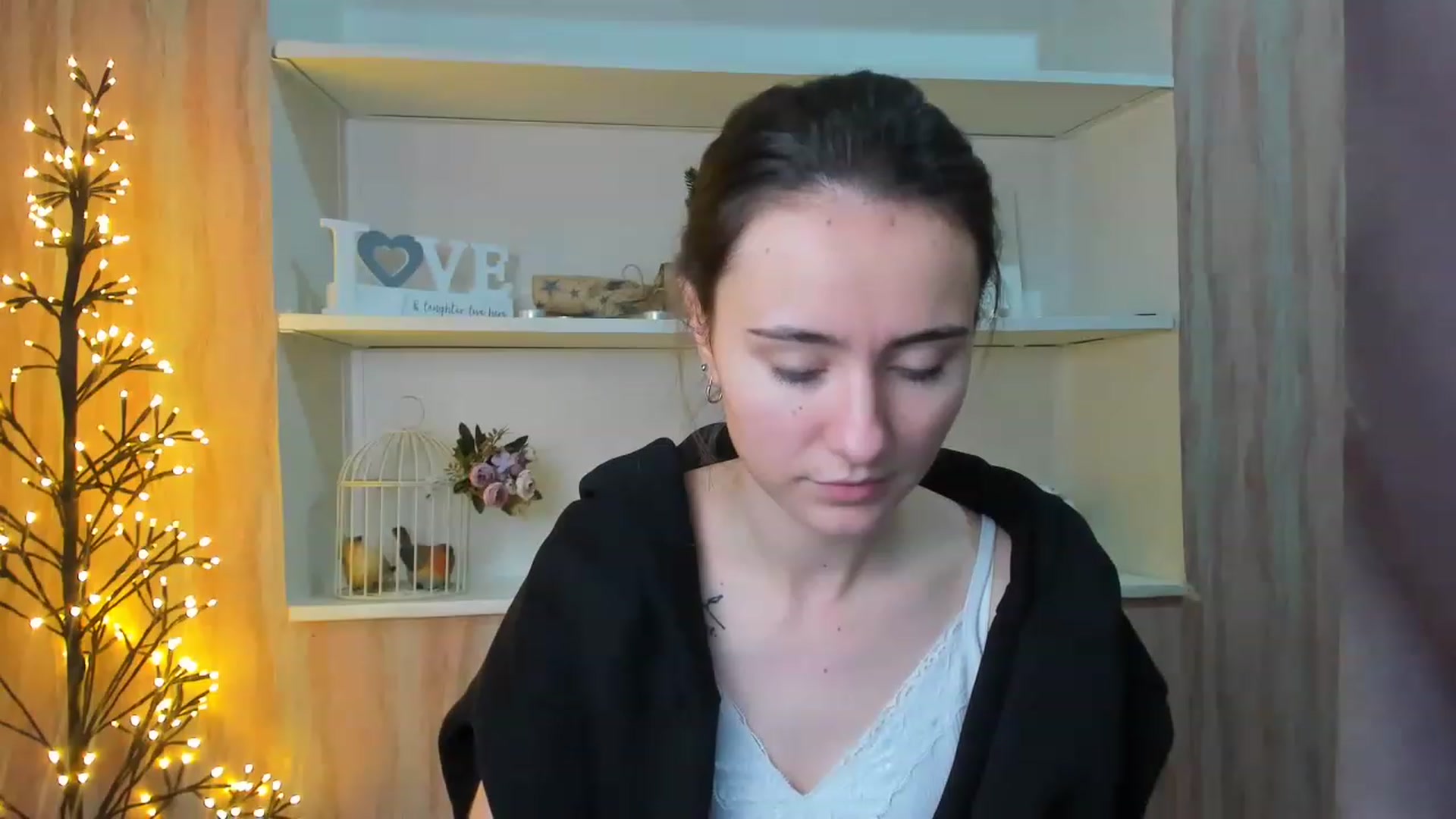 LinaBill video thumbnail