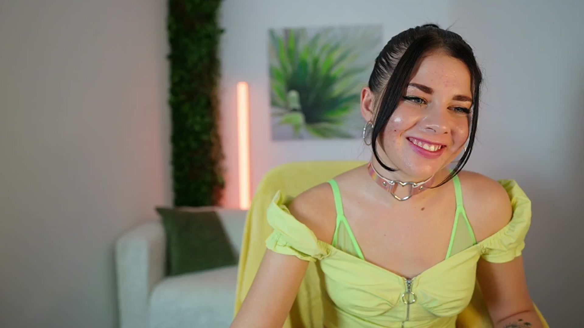 Eve_Bardot video thumbnail