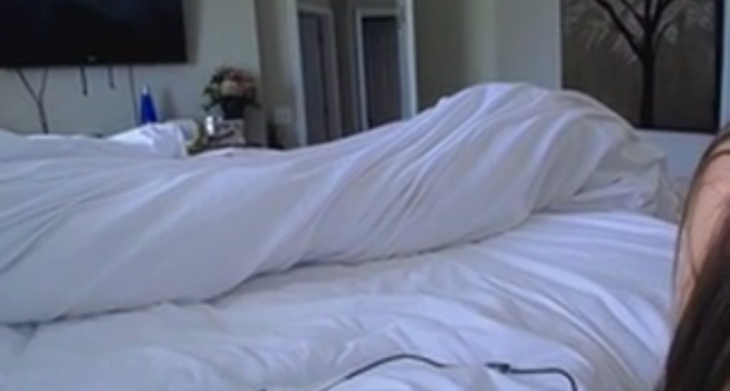 Skye_Evans_ video thumbnail