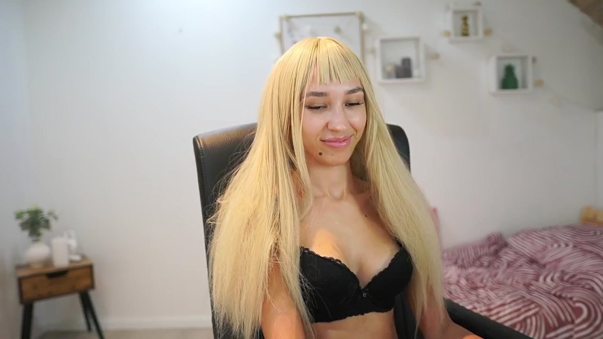 Amai__Liu video thumbnail