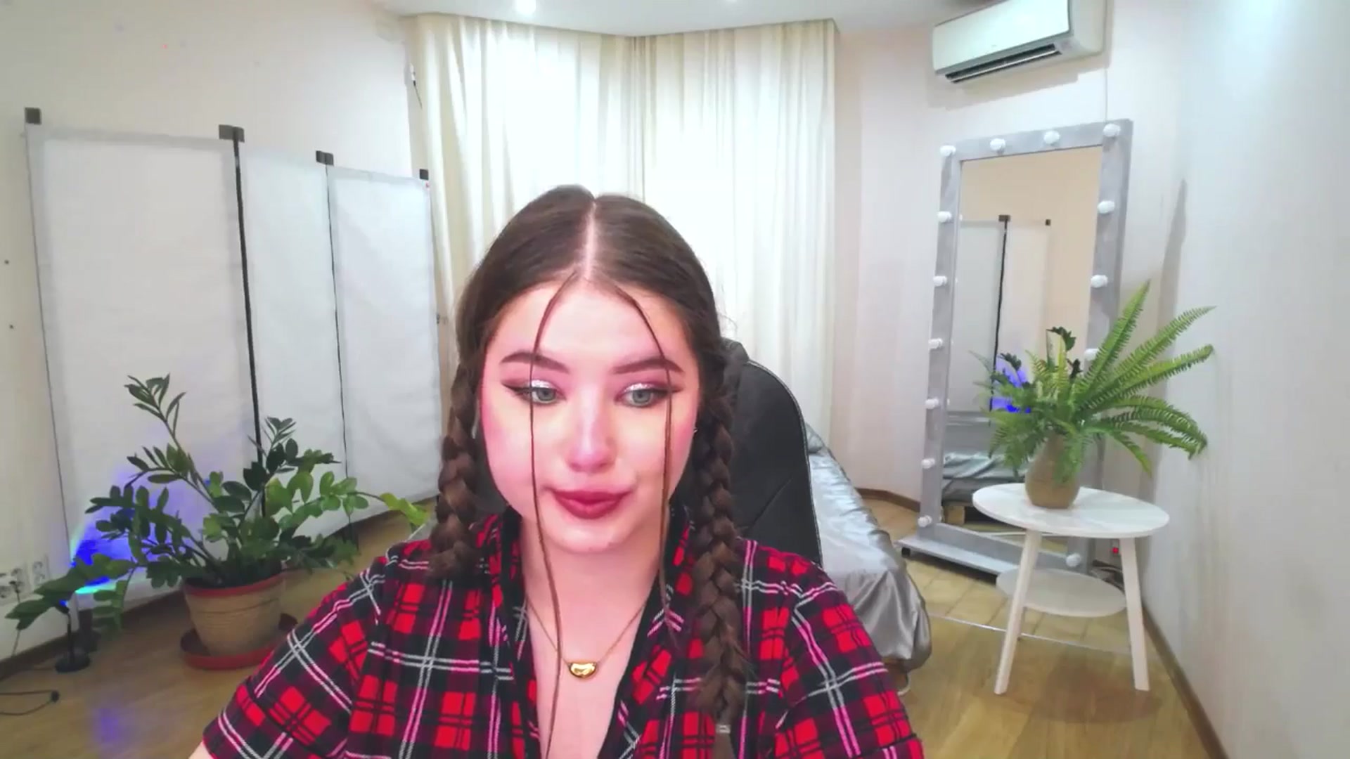 AdmireMyEyes video thumbnail