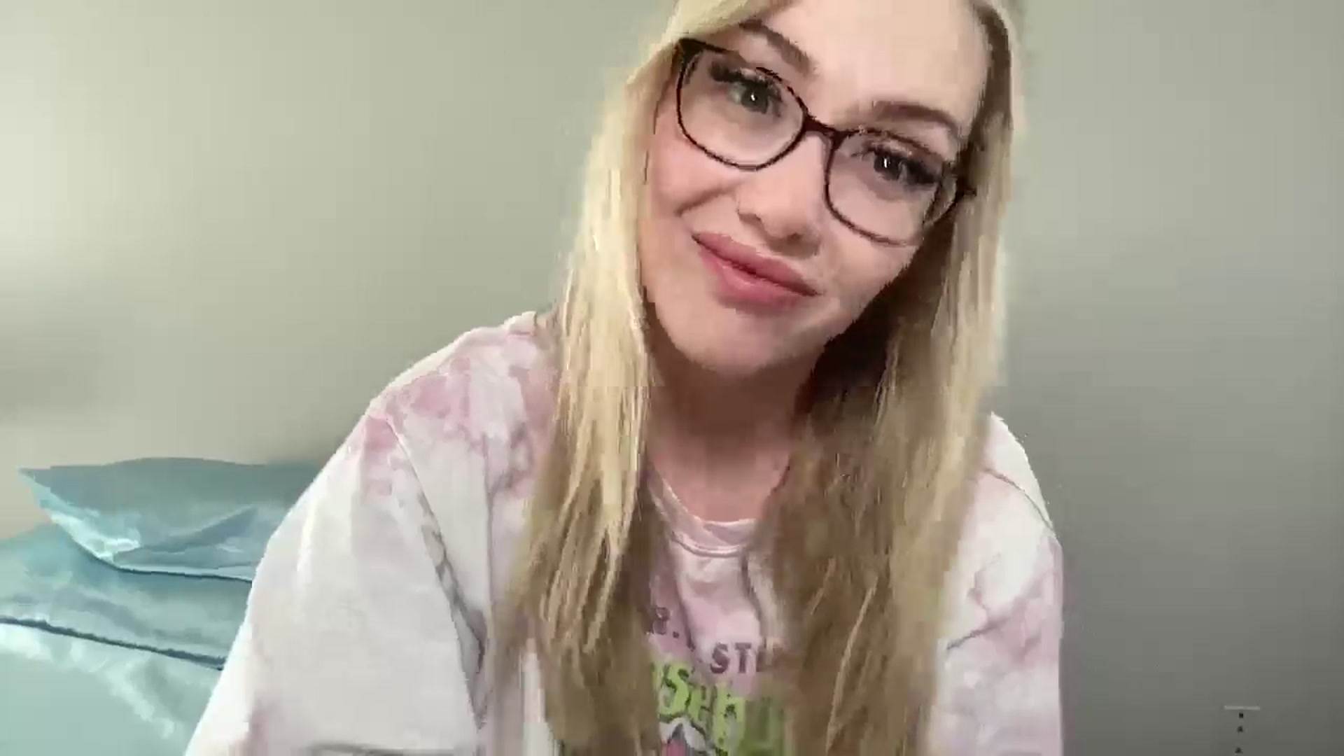 AshleyMarina video thumbnail