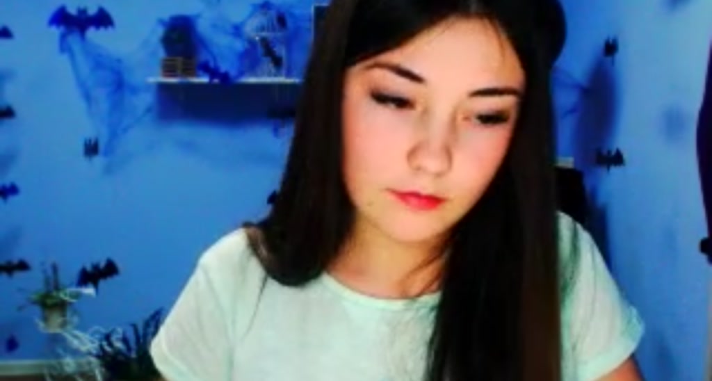 Kasandra_Mils video thumbnail
