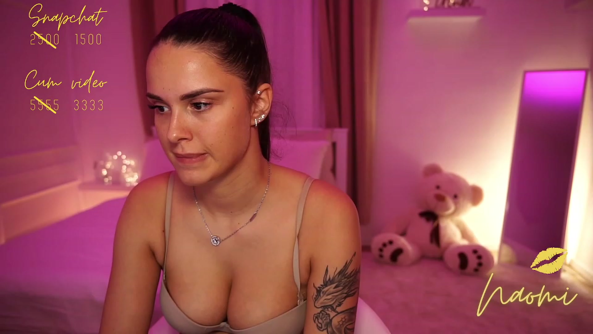 cinnabellee video thumbnail