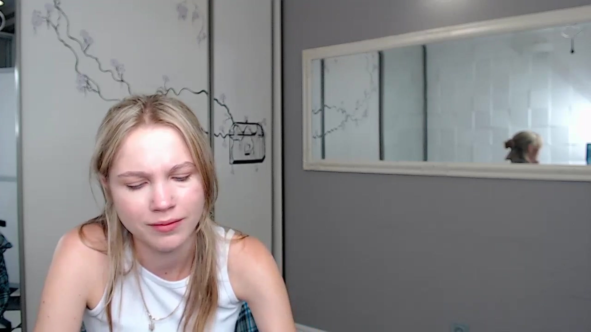 Kate_Lewiss video thumbnail