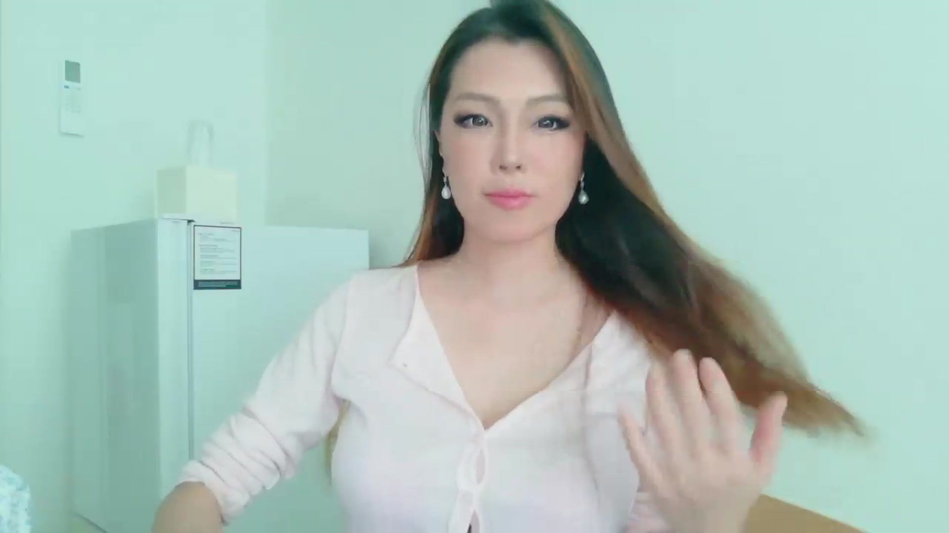 Bunni_ video thumbnail
