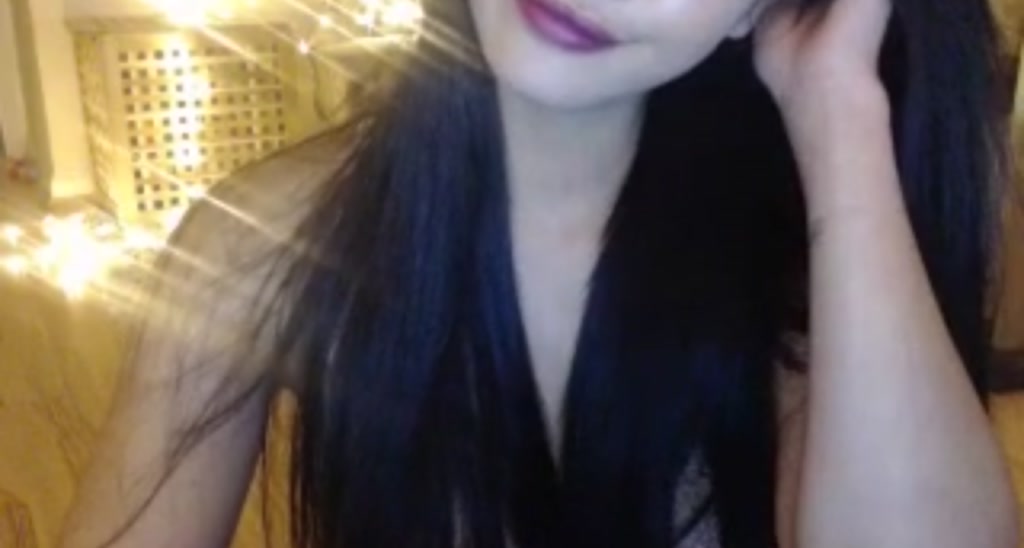 MissReinaT video thumbnail