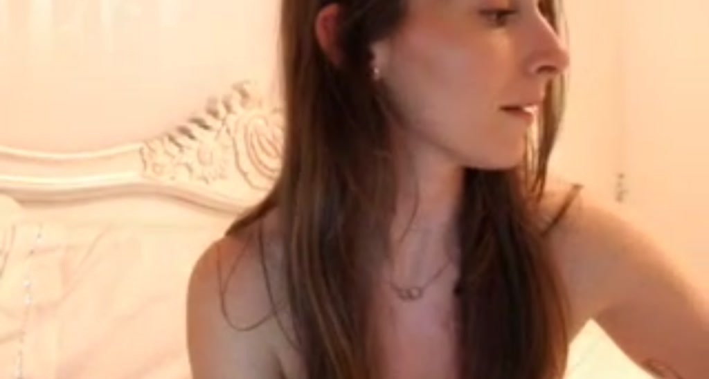 Sarah_Louise_ video thumbnail