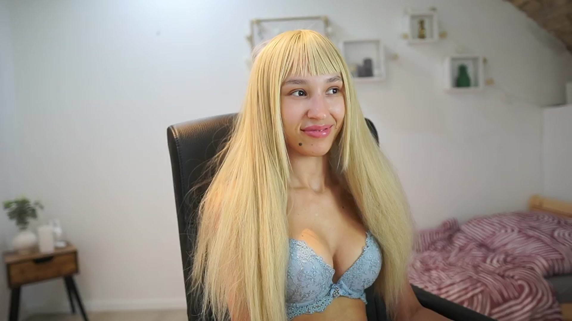 Amai__Liu video thumbnail