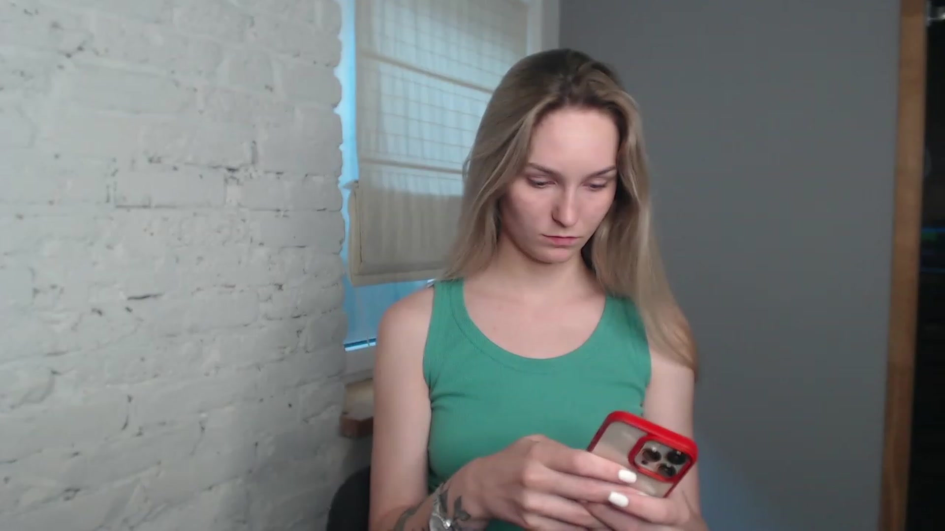 EvaMooni video thumbnail