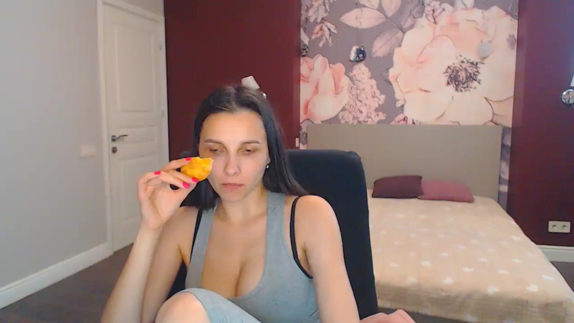 Karina_Mils video thumbnail