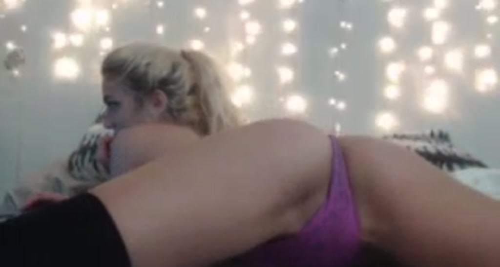 mollysimms video thumbnail